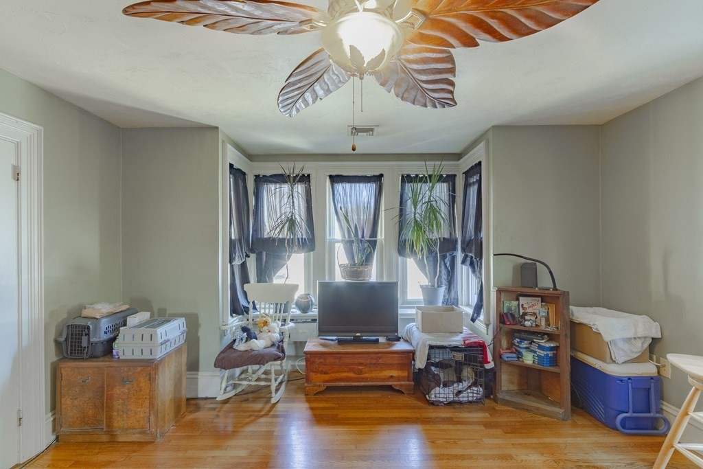 23 Warren Street Fall River, MA 02721 - Photo 8 of 36 Gallery Image 8