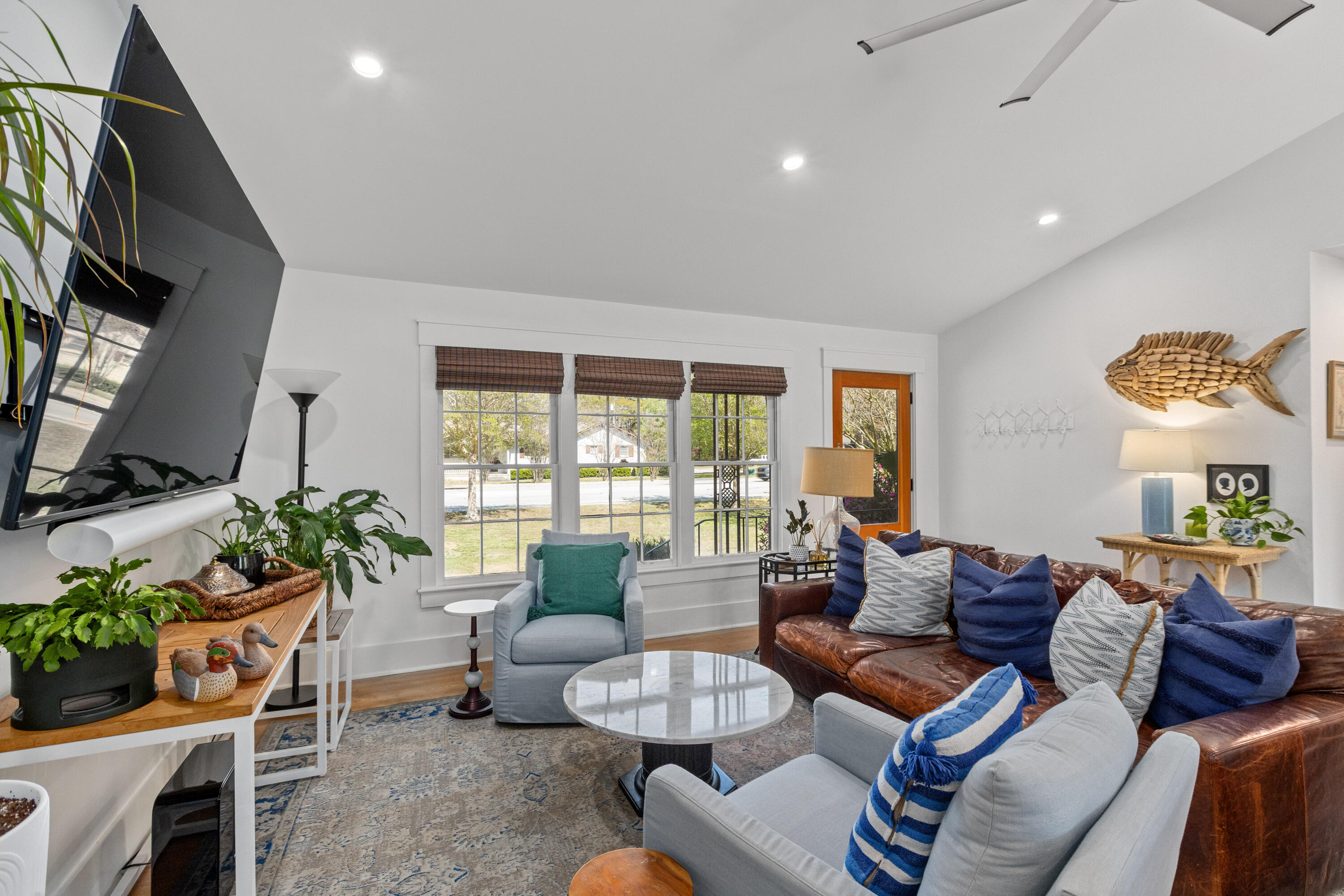 1089 Harbor View Road Charleston, SC 29412 - Photo 11 of 69 1089HarborViewRd-CasaVerdeMediaLLC12