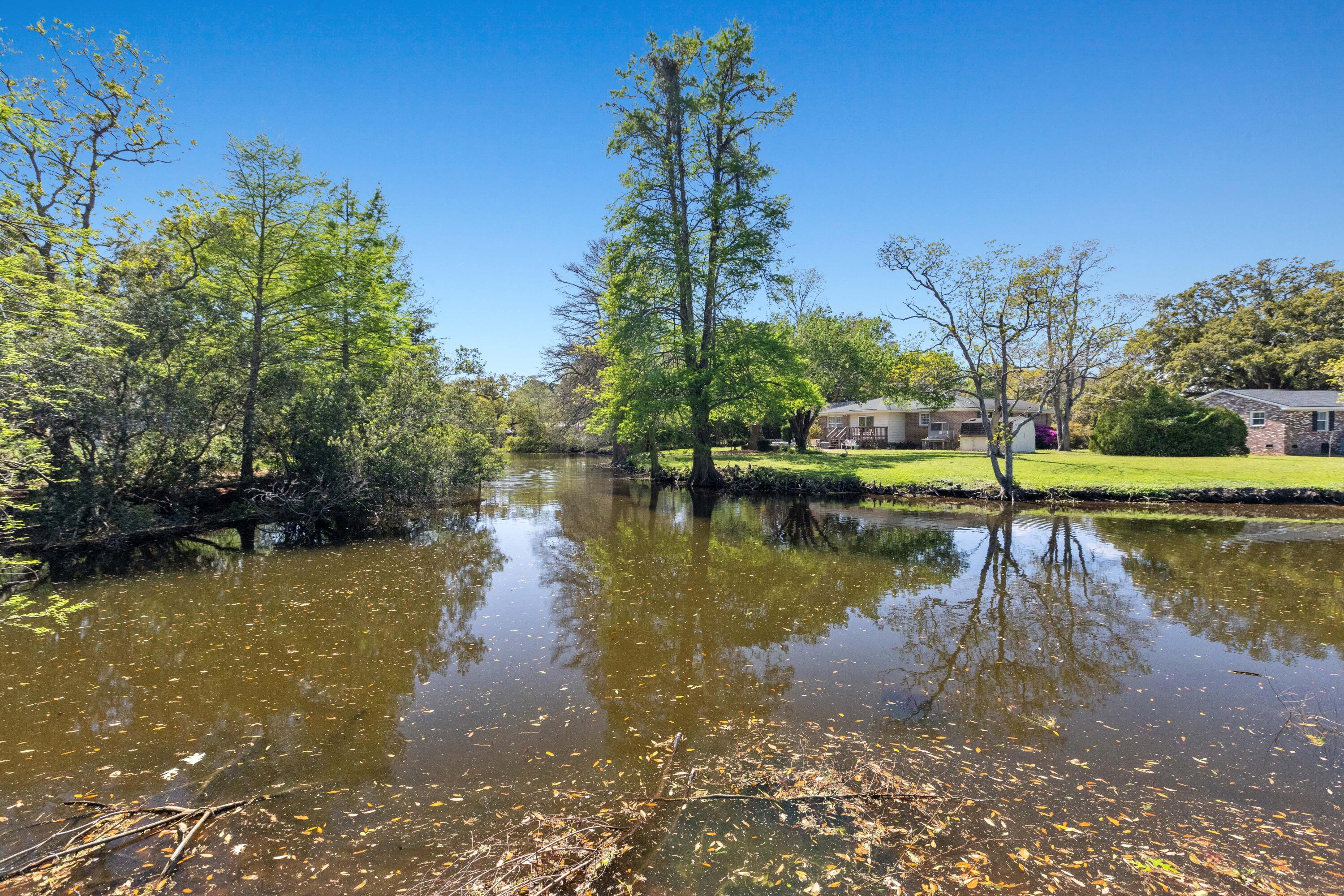 1089 Harbor View Road Charleston, SC 29412 - Photo 49 of 69 1089HarborViewRd-CasaVerdeMediaLLC50