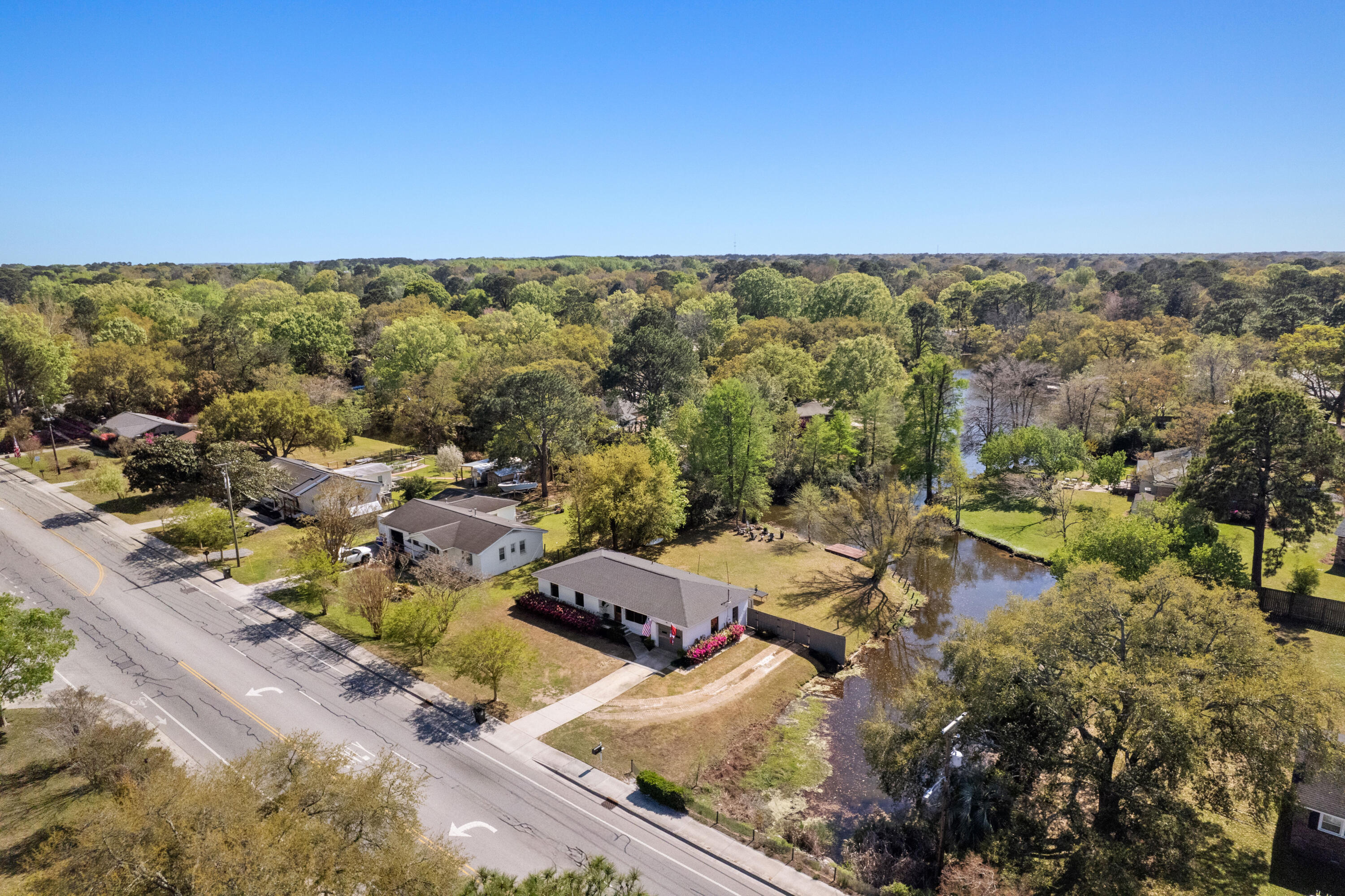 1089 Harbor View Road Charleston, SC 29412 - Photo 55 of 69 1089HarborViewRd-CasaVerdeMediaLLC56