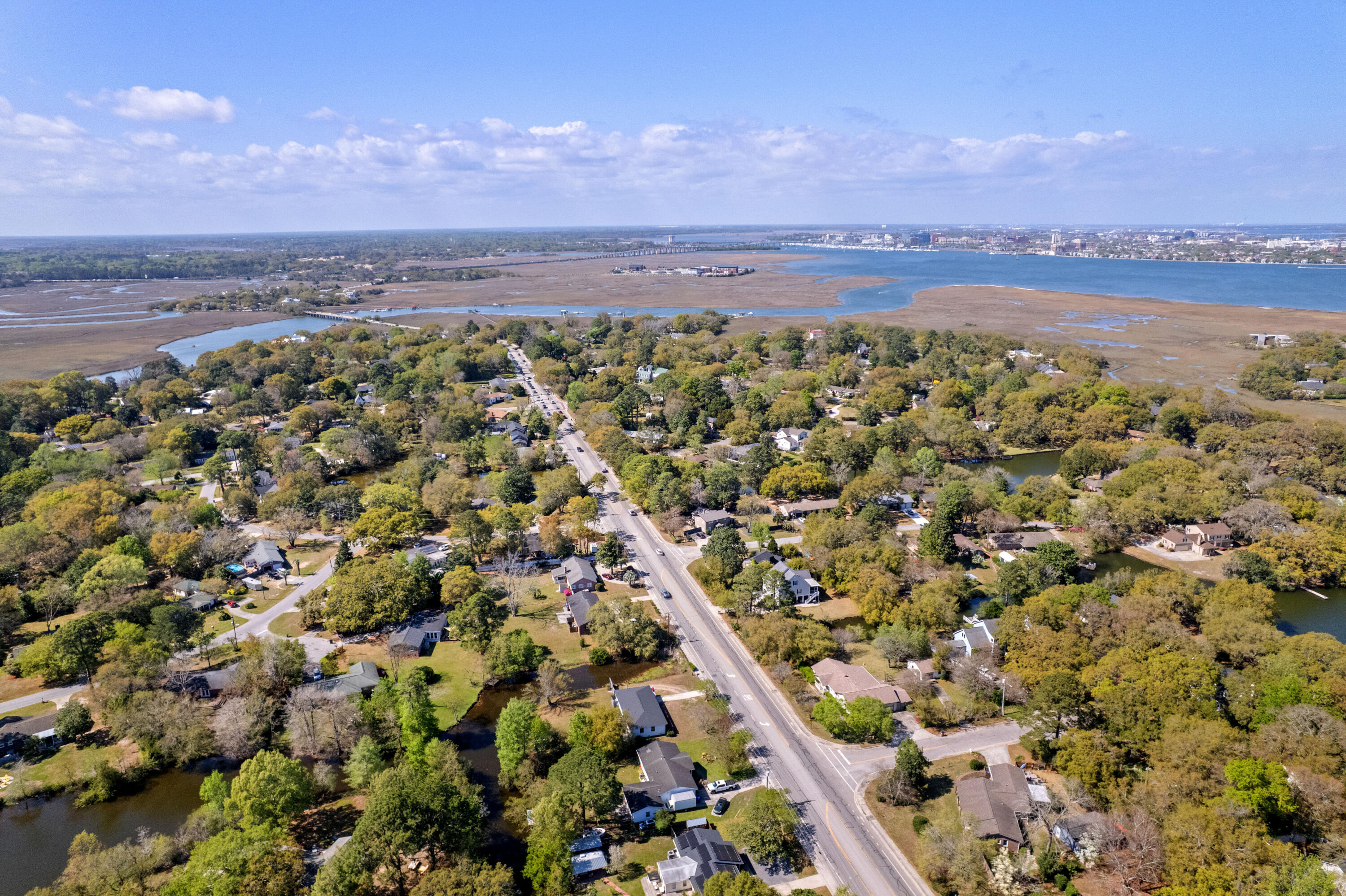 1089 Harbor View Road Charleston, SC 29412 - Photo 60 of 69 1089HarborViewRd-CasaVerdeMediaLLC61