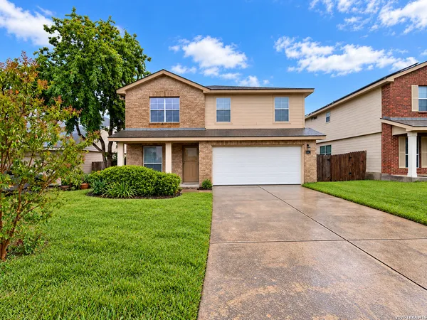 $1,995 | 10111 Sparrow Way, Universal City, TX 78148