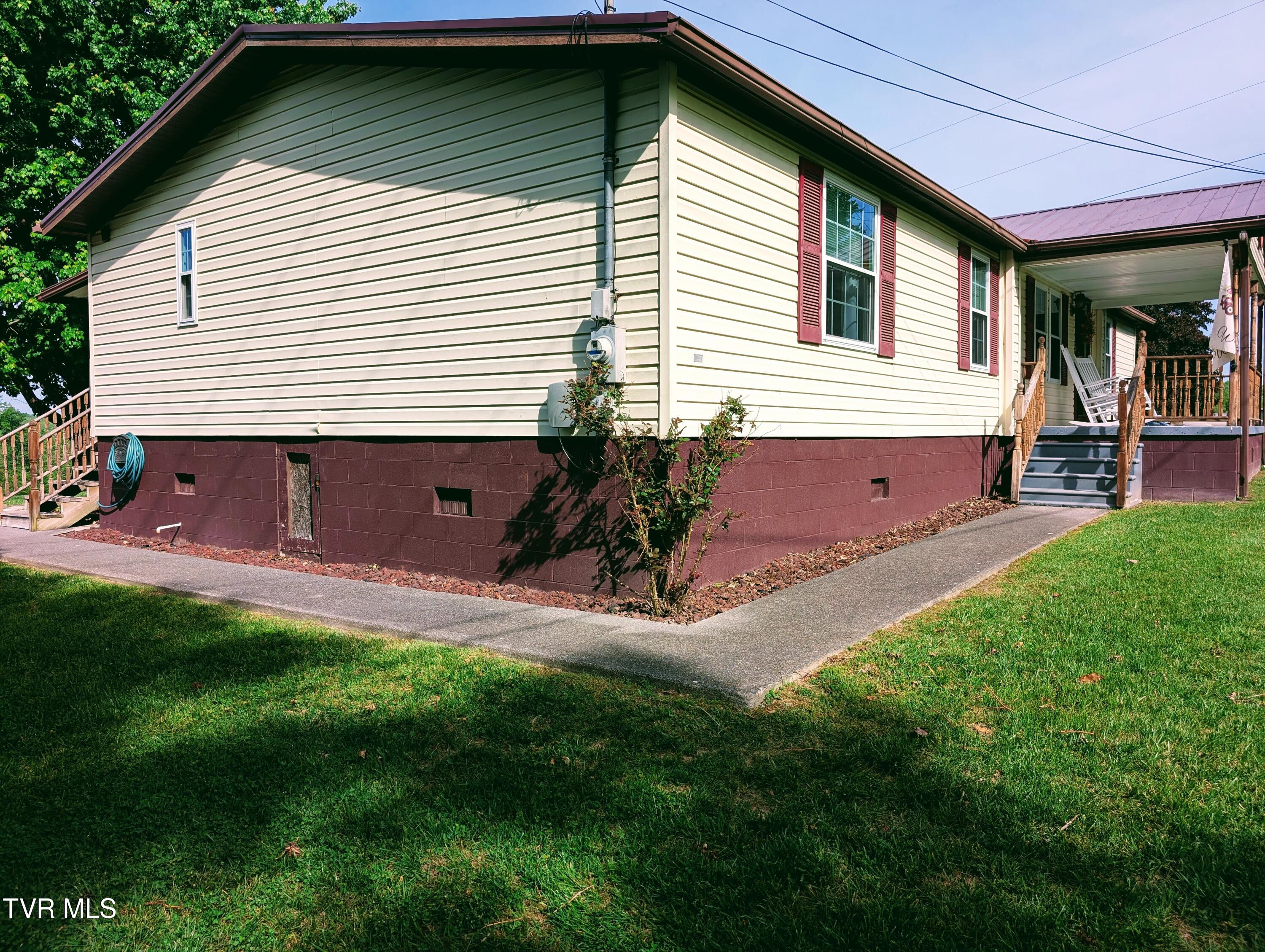 1910 DC Caney Ridge Road Clintwood, VA 24228 - Photo 6 of 39 1000021420
