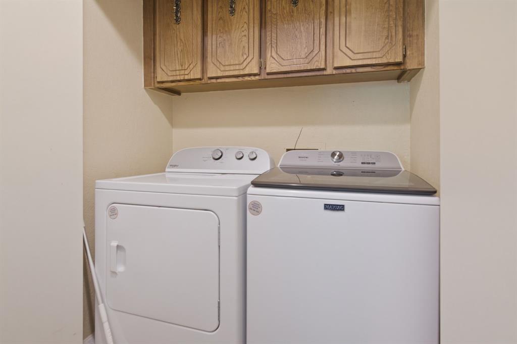 416 Cavender Court Hurst, TX 76054 - Photo 25 of 36