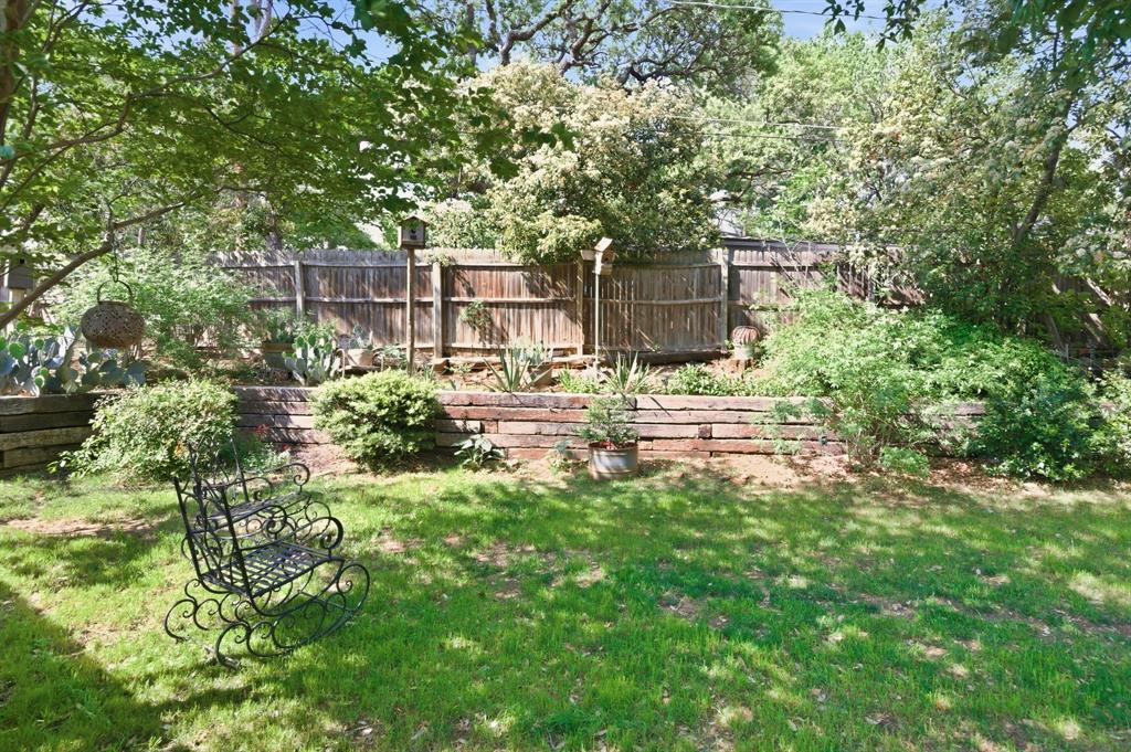 416 Cavender Court Hurst, TX 76054 - Photo 34 of 36