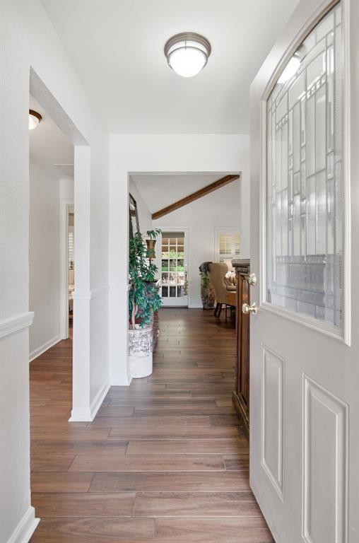 416 Cavender Court Hurst, TX 76054 - Photo 4 of 36