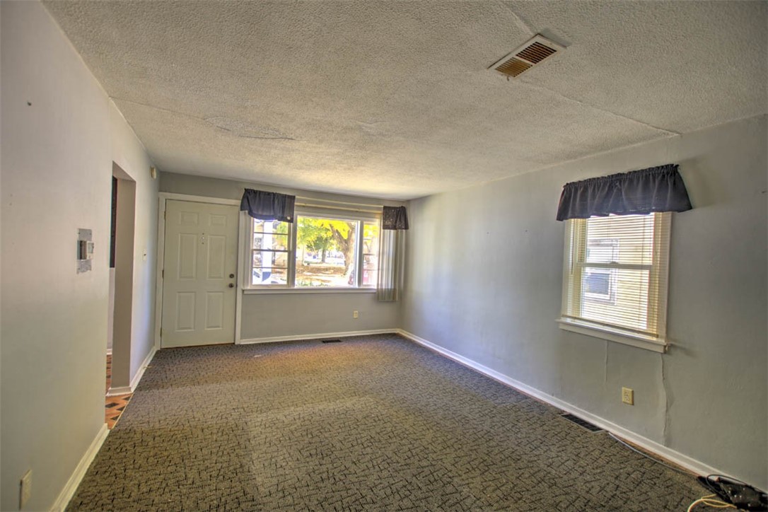 1429 North Walnut Grove Avenue Decatur, IL 62526 - Photo 5 of 14 Gallery Image 5