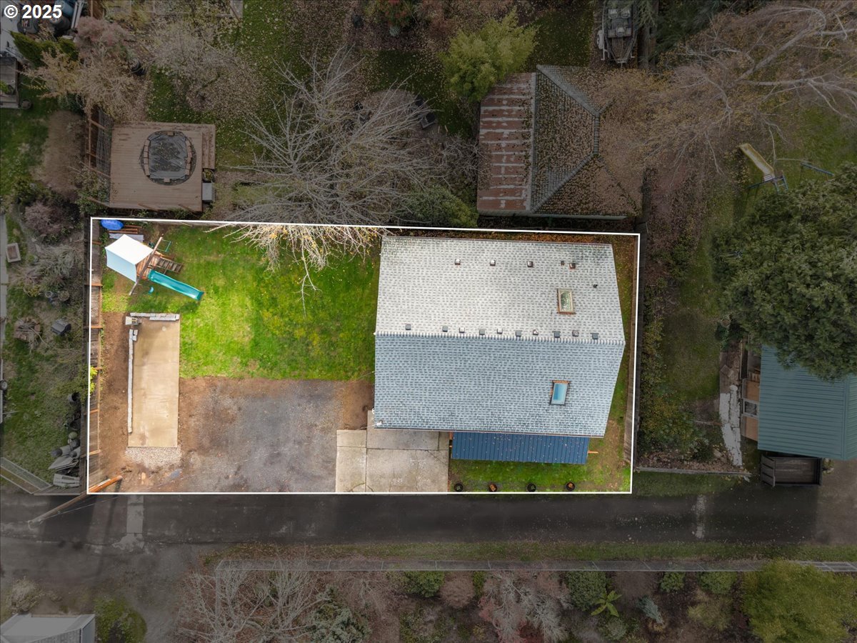 1720 B Street Forest Grove, OR 97116 - Photo 32 of 38 an aerial view of a residential houses with outdoor space