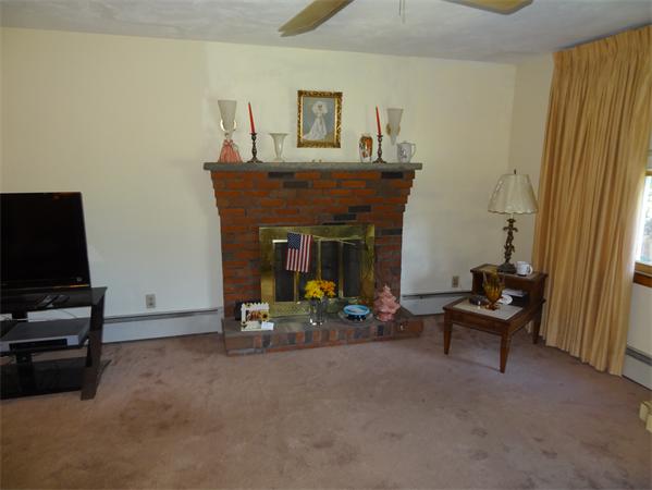 84 Bestick Road Braintree, MA 02184 - Photo 4 of 14 Gallery Image 4