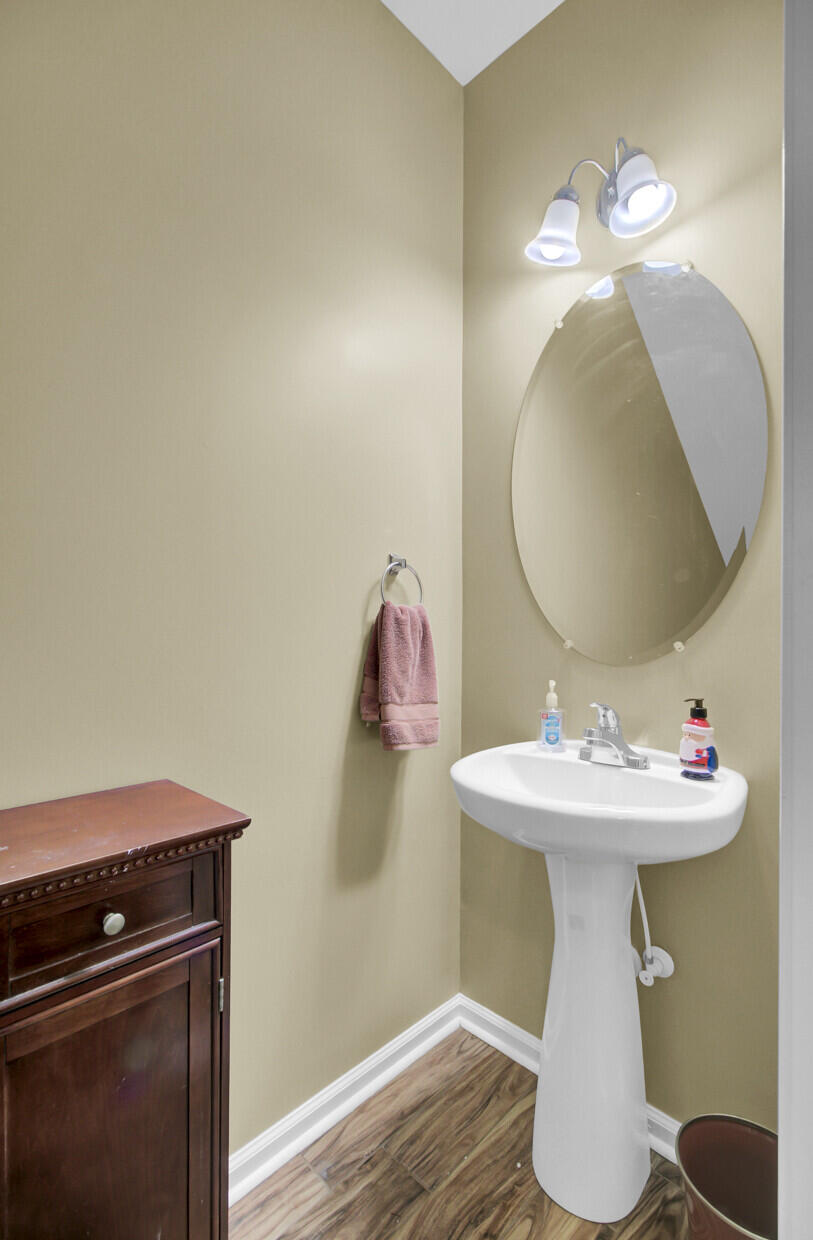 129 Cypress View Road Goose Creek, SC 29445 - Photo 14 of 42 Powder Room