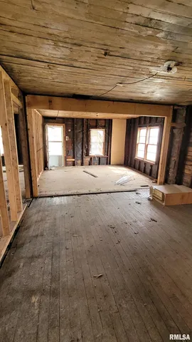 $10,000 | 923 North 9th Street, Murphysboro, IL 62966