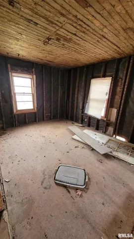 $10,000 | 923 North 9th Street, Murphysboro, IL 62966