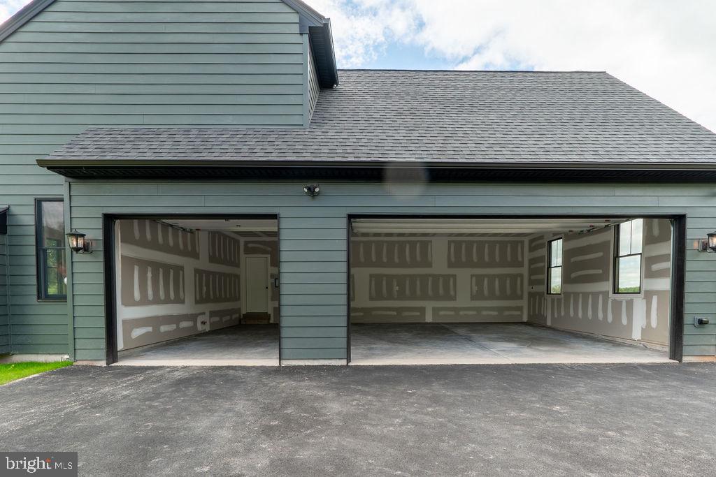 3856 Schuylkill Road Spring City, PA 19475 - Photo 4 of 25 Gallery Image 4