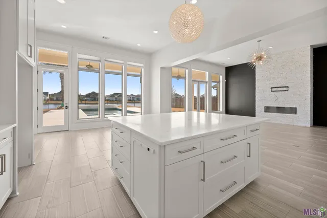 $950,000 | 2855 Grand Way Avenue, Baton Rouge, LA 70810