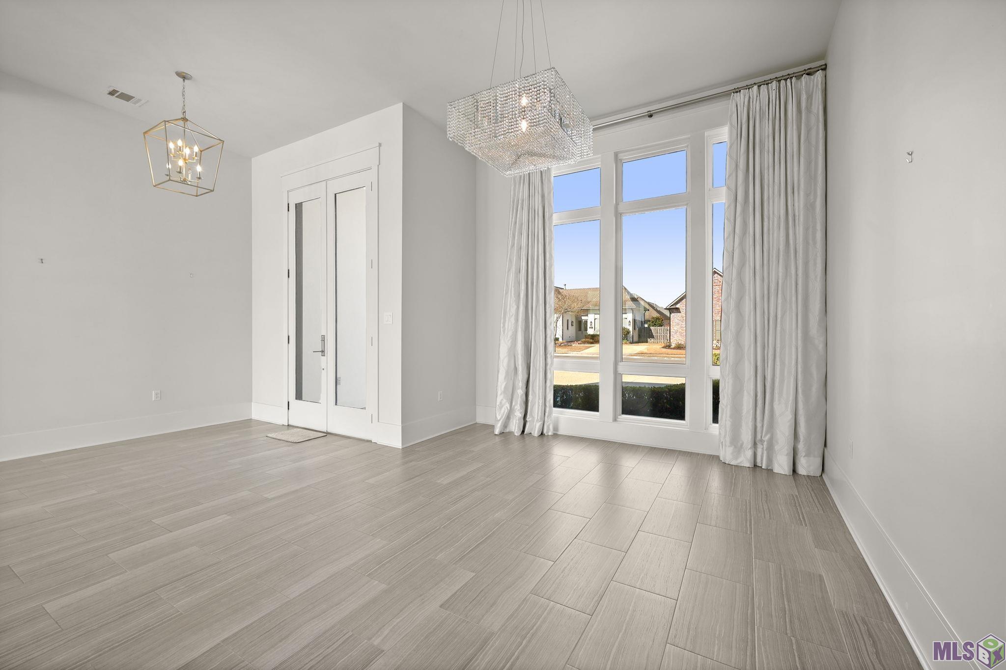 2855 Grand Way Avenue Baton Rouge, LA 70810 - Photo 3 of 45