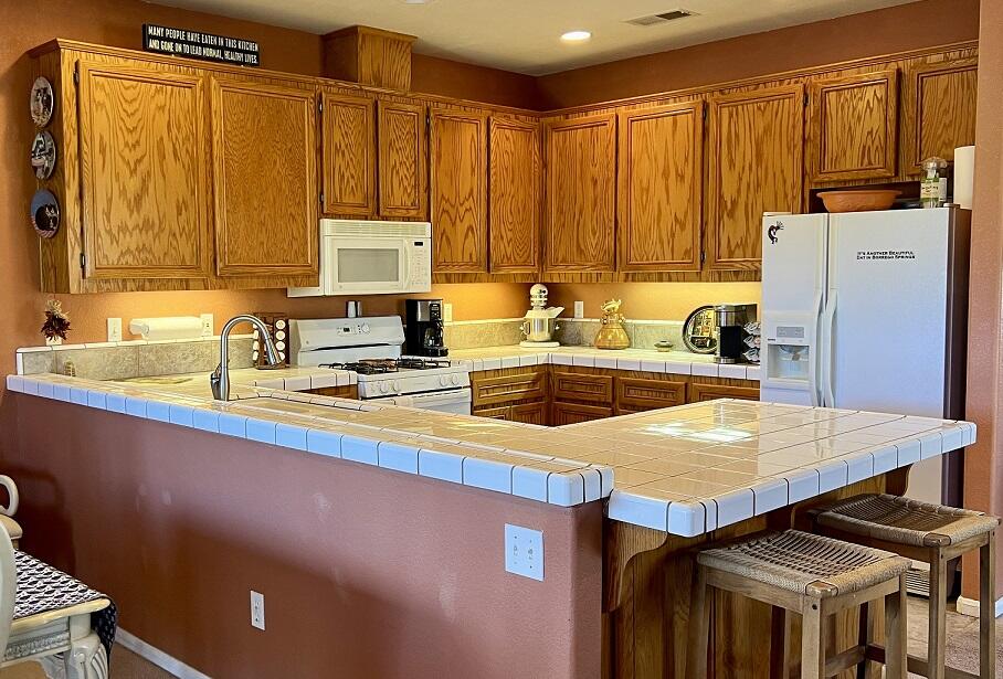 3404 Santa Saba Road Borrego Springs, CA 92004 - Photo 20 of 33 Kitchen