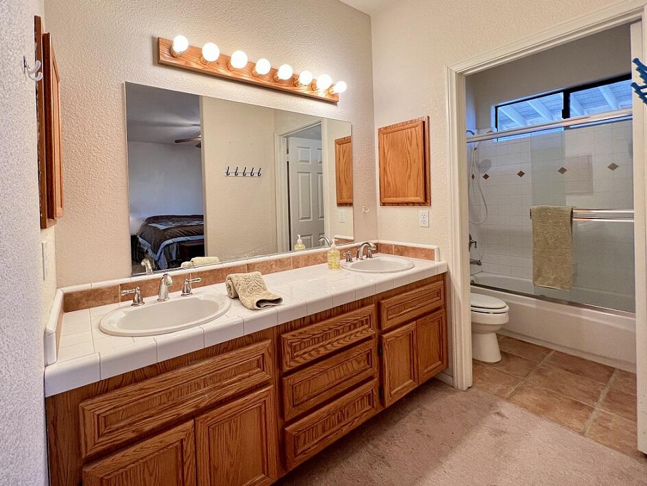 3404 Santa Saba Road Borrego Springs, CA 92004 - Photo 29 of 33 Master Bath
