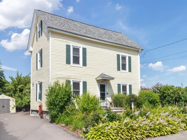 $639,900 | 142 Calvary Street, Waltham, MA 02453
