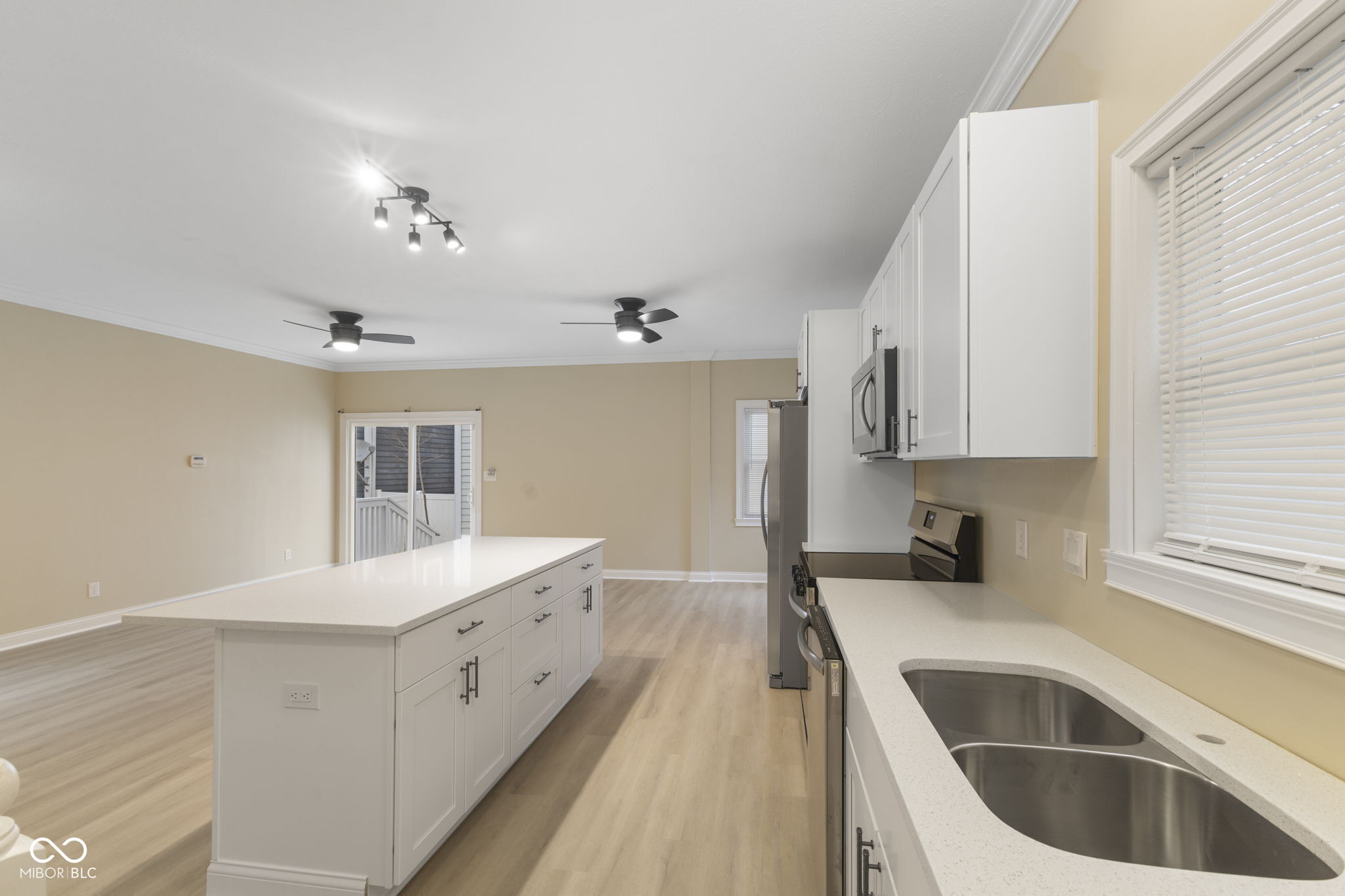 1909 Ruckle Street Indianapolis, IN 46202 - Photo 11 of 50