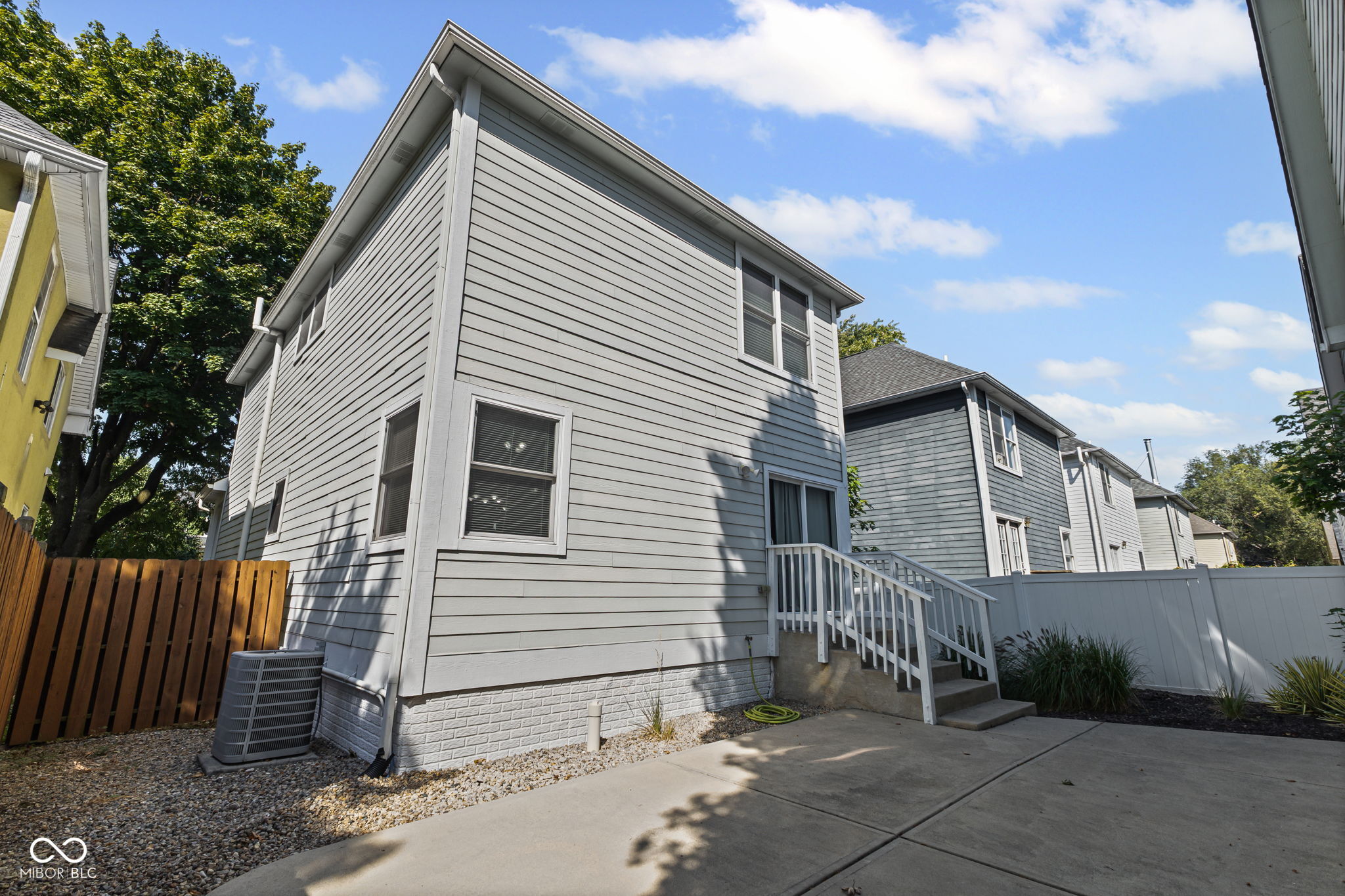 1909 Ruckle Street Indianapolis, IN 46202 - Photo 32 of 50