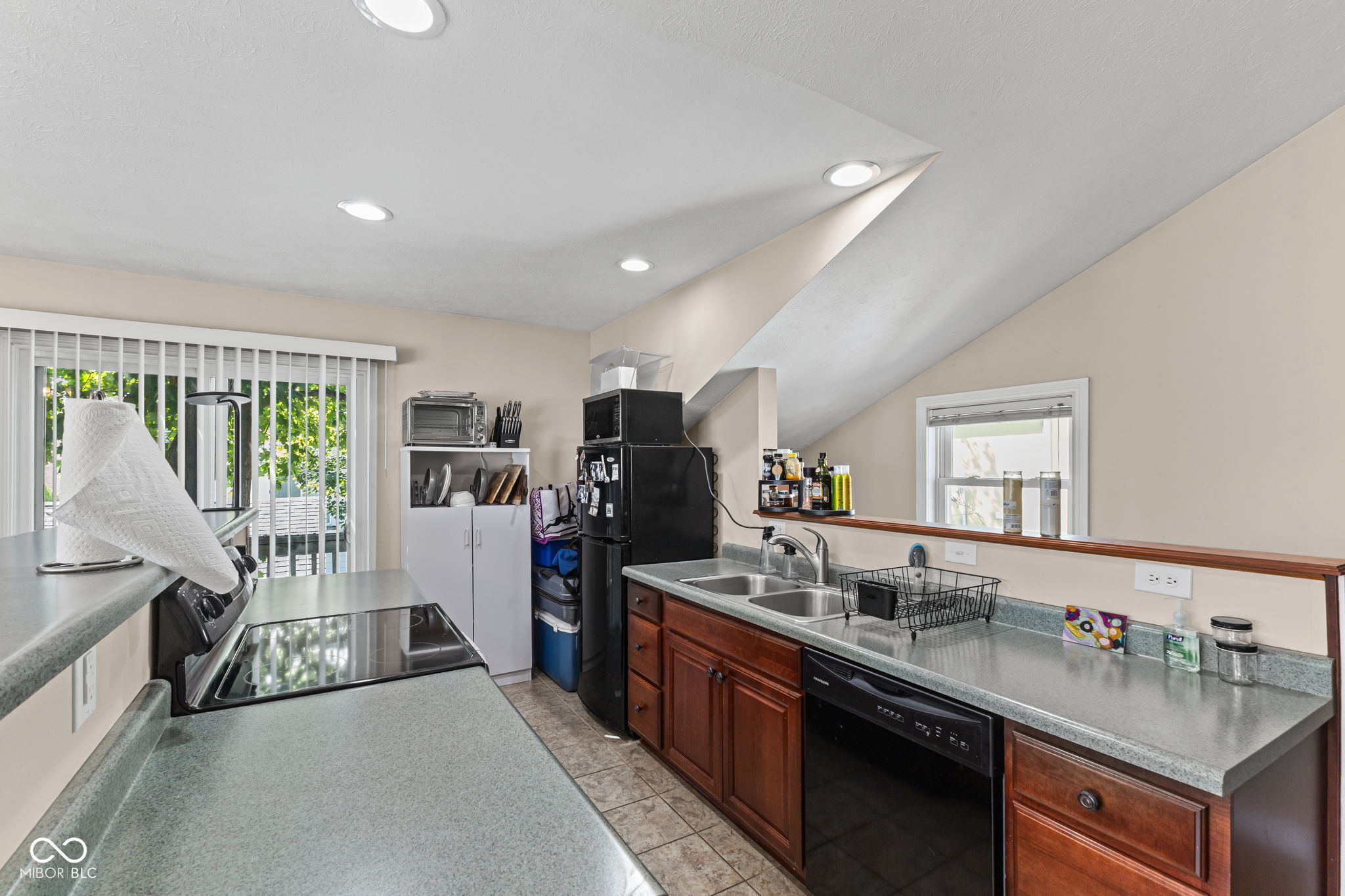 1909 Ruckle Street Indianapolis, IN 46202 - Photo 39 of 50