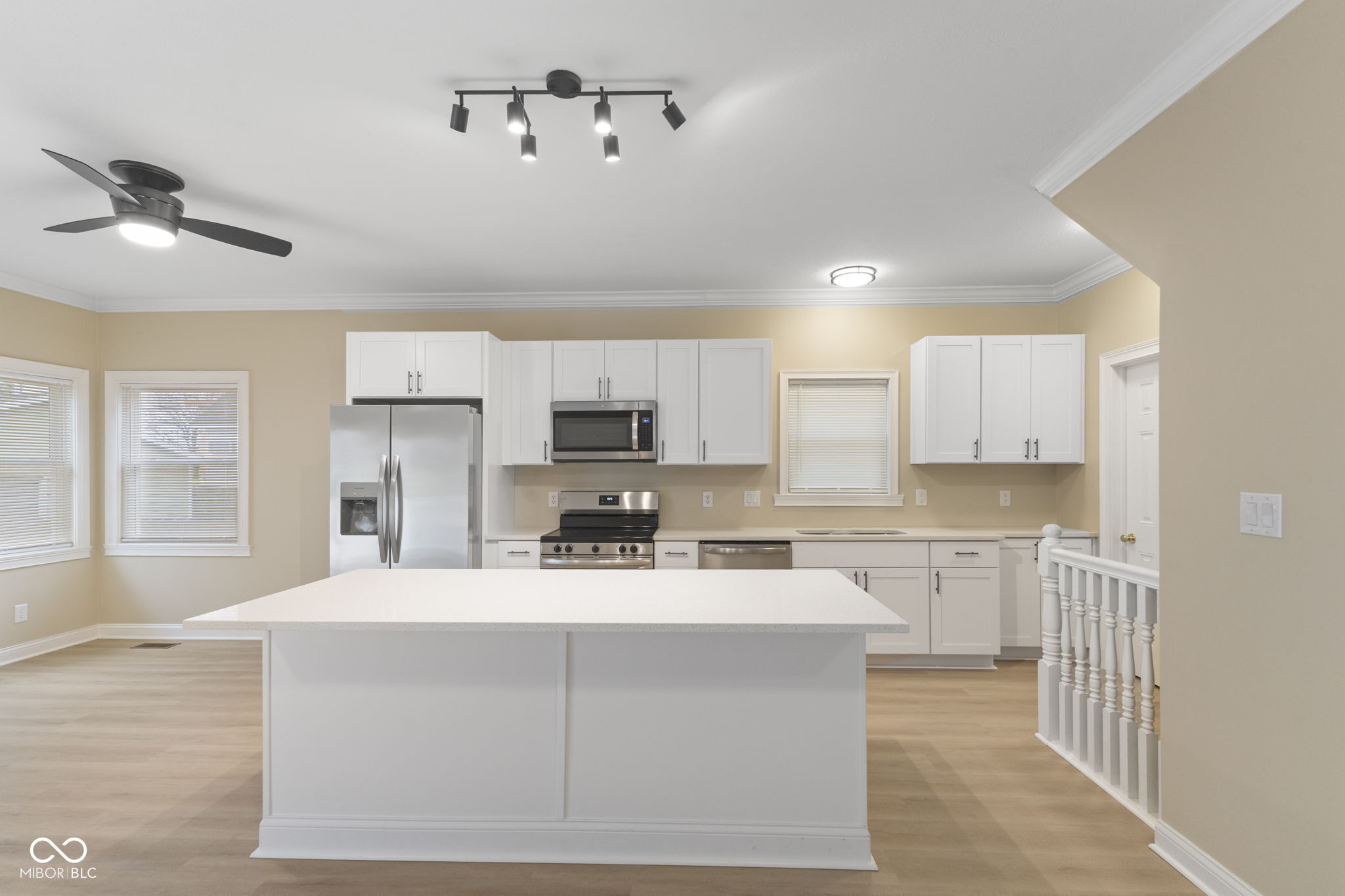 1909 Ruckle Street Indianapolis, IN 46202 - Photo 9 of 50