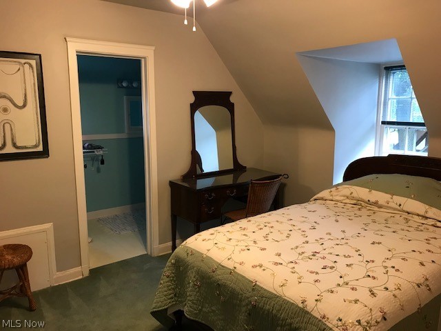 2708 East Overlook Road Cleveland, OH 44106 - Photo 28 of 34 4th Bedroom on 3rd Floor has large private Bath.