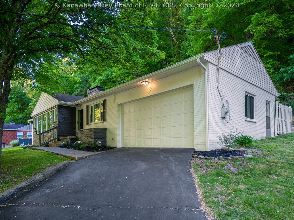 846 Chappell Road Charleston, WV 25304 - Photo 1 of 18 Gallery Image 1