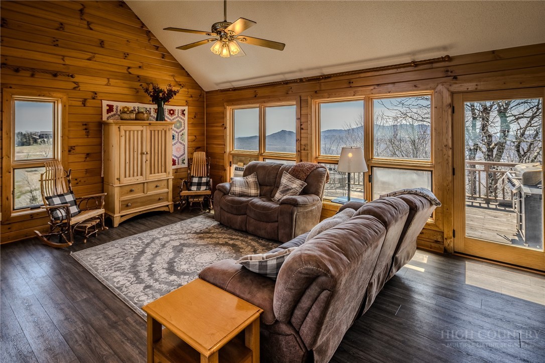 105 Skiloft Road Beech Mountain, NC 28604 - Photo 17 of 50