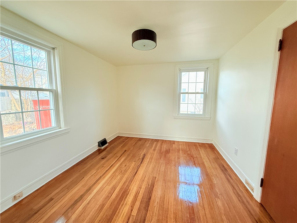 35 Community Road Warwick, RI 02889 - Photo 11 of 16
