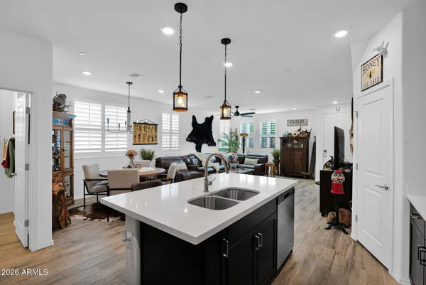$499,500 | 1917 East Hampton Lane, Unit 111, Gilbert, AZ 85295