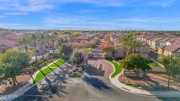 $499,500 | 1917 East Hampton Lane, Unit 111, Gilbert, AZ 85295