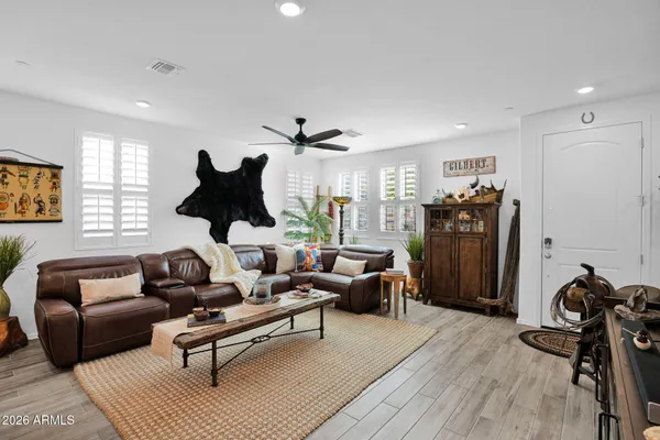 $499,500 | 1917 East Hampton Lane, Unit 111, Gilbert, AZ 85295