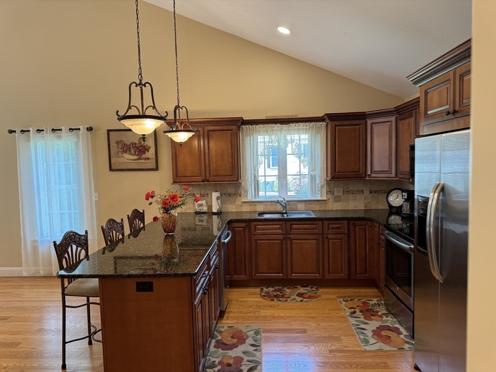 65 Beech Hill Road, Unit 65 West Springfield, MA 01089 - Photo 10 of 35 Gallery Image 10