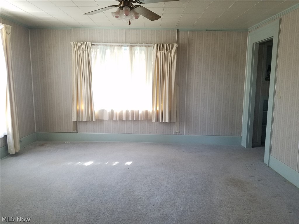 49470 North Ridge Road Amherst, OH 44001 - Photo 2 of 28