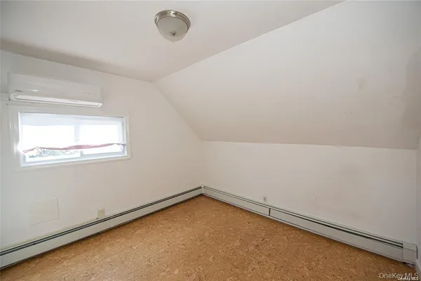 $4,500 | 37 Winter Lane, Hicksville, NY 11801