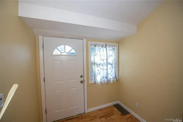 $4,500 | 37 Winter Lane, Hicksville, NY 11801