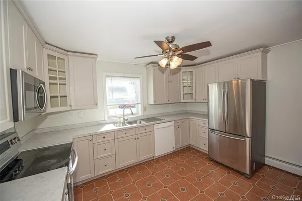 $4,500 | 37 Winter Lane, Hicksville, NY 11801