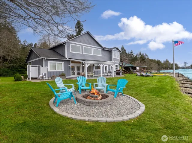 $1,150,000 | 62 East North Bay Road, Allyn, WA 98524