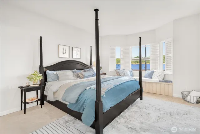 $1,150,000 | 62 East North Bay Road, Allyn, WA 98524