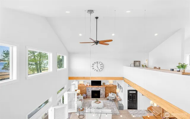 $1,150,000 | 62 East North Bay Road, Allyn, WA 98524