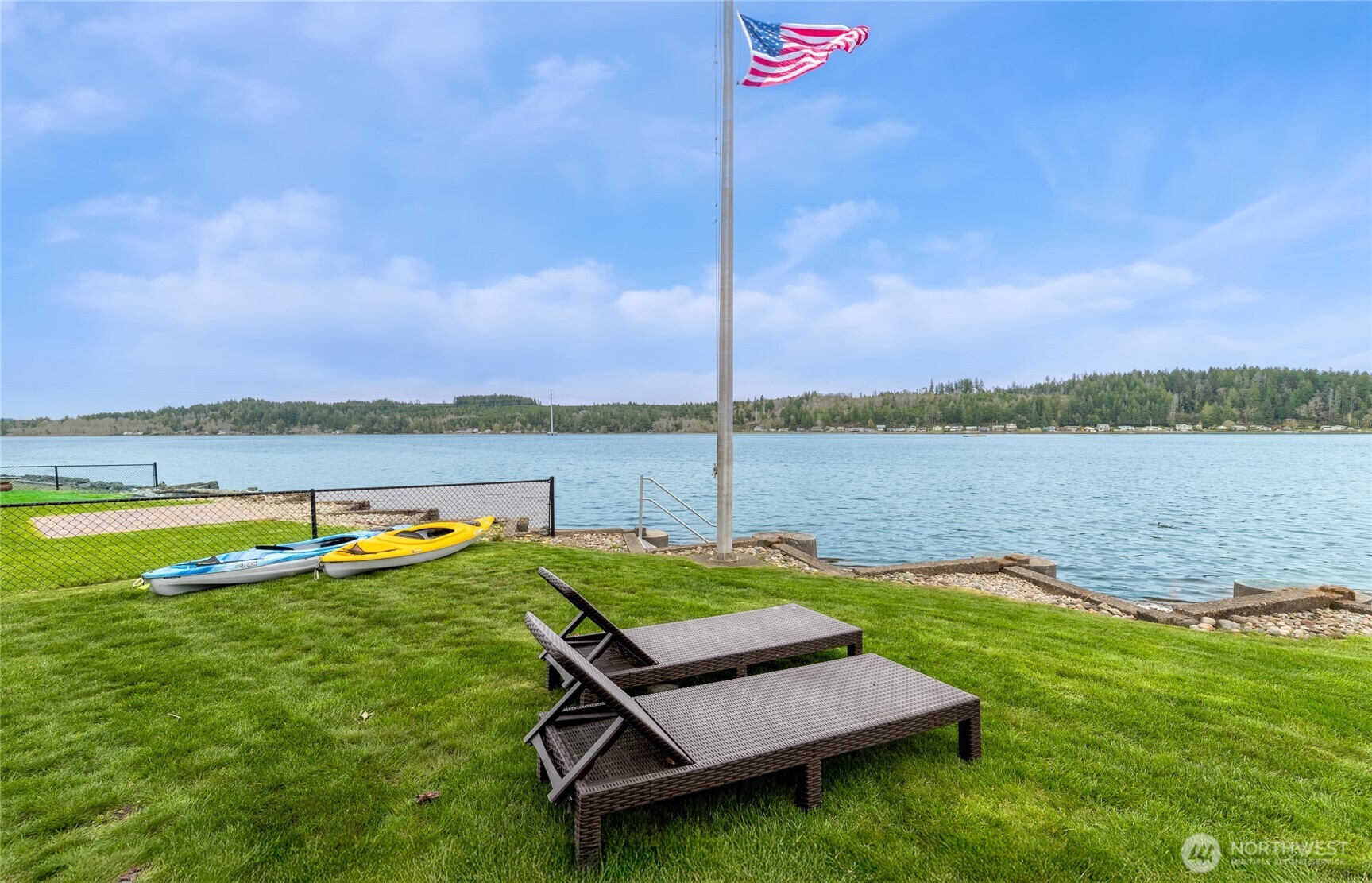 62 East North Bay Road Allyn, WA 98524 - Photo 35 of 40