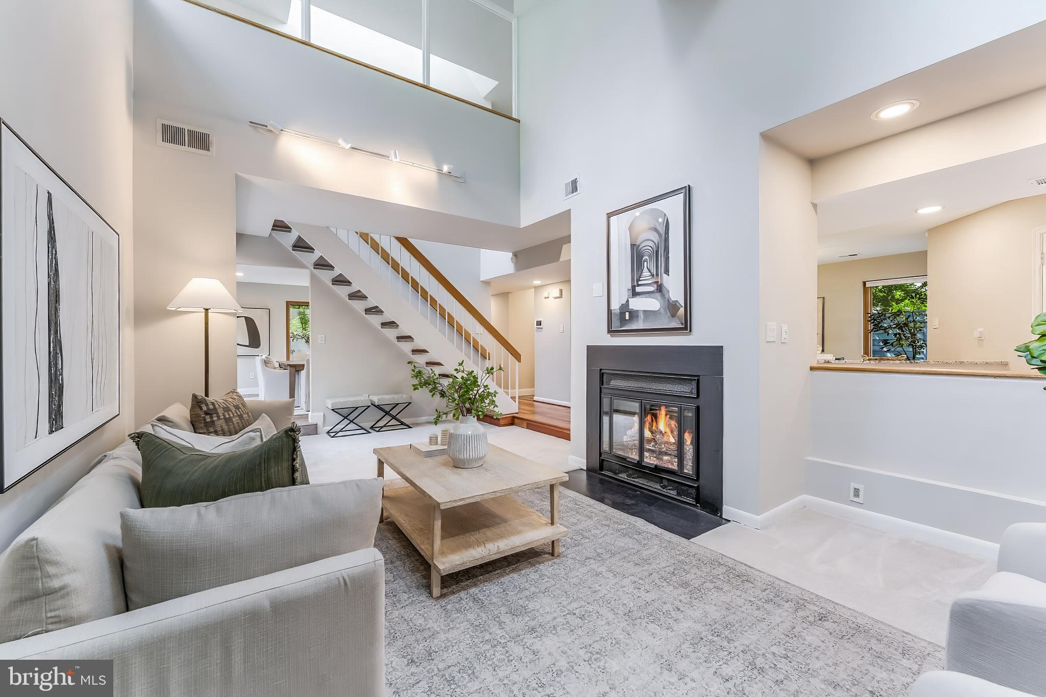 1982 Solaridge Court Reston, VA 20191 - Photo 4 of 65