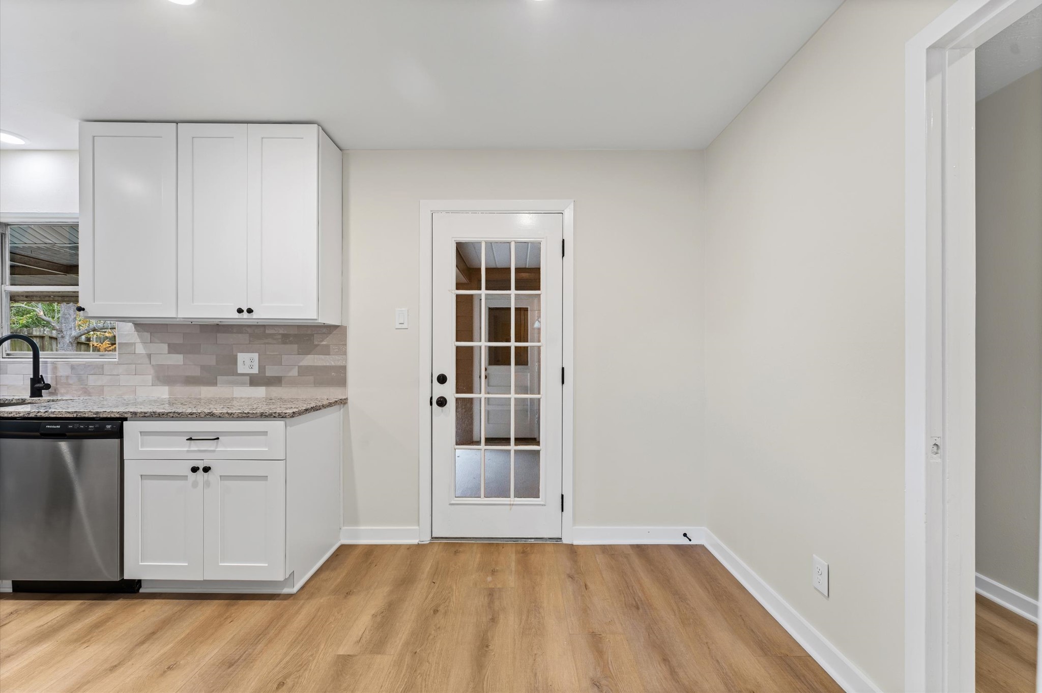 7102 Sharpview Drive Houston, TX 77074 - Photo 9 of 16