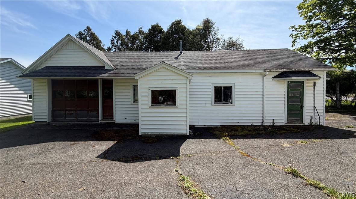 6995 Coleman Mills Road Rome, NY 13440 - Photo 3 of 35
