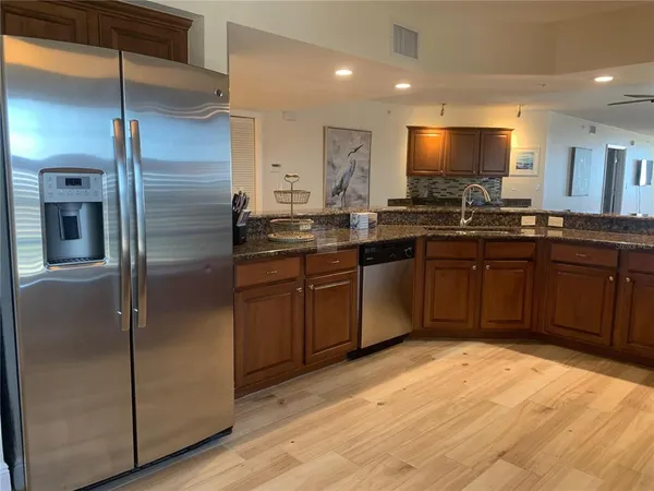 $5,500 | 5353 Gulf Boulevard, Unit A401, St. Pete Beach, FL 33706