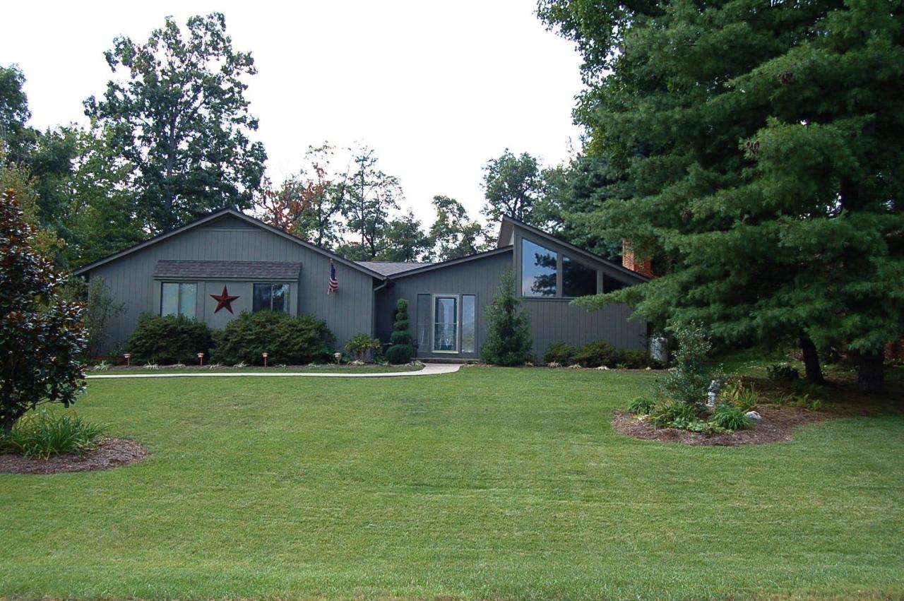 120 MacGregor Drive Blue Ridge, VA 24064 - Photo 1 of 10 Front of Home