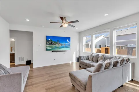 $599,995 | 134 Jacobs Way, Lochbuie, CO 80603