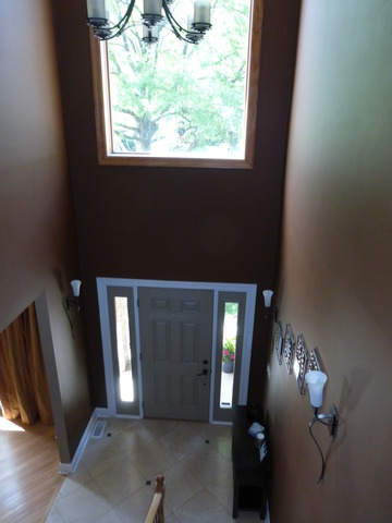 2928 Covert Road Glenview, IL 60025 - Photo 2 of 23 a view of an entryway