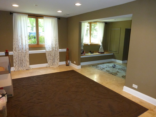 2928 Covert Road Glenview, IL 60025 - Photo 22 of 23 a view of an empty room with a window